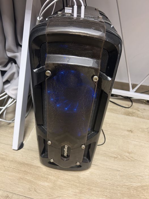 Vand unitate PC Gaming