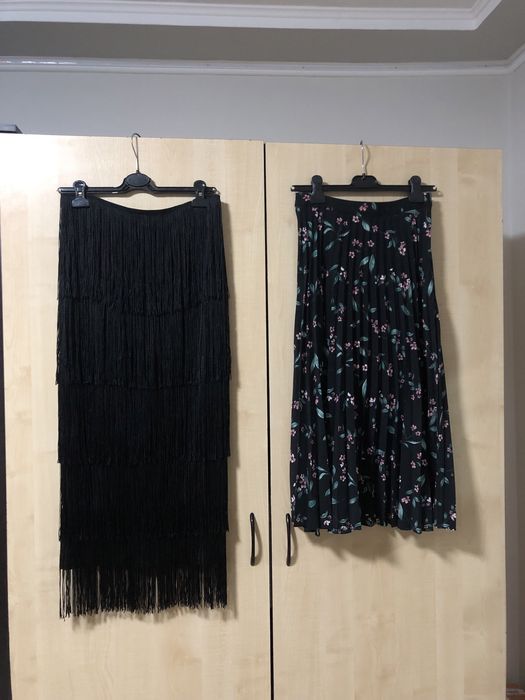 Fuste noi marimea S-M