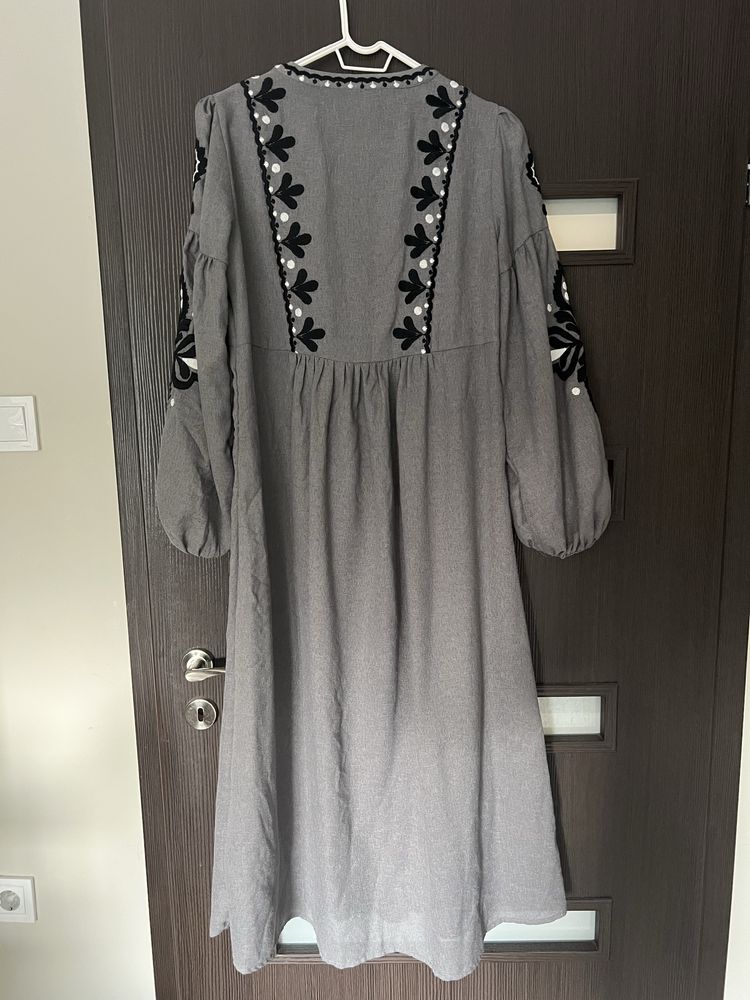 Дълга рокля на Zara
