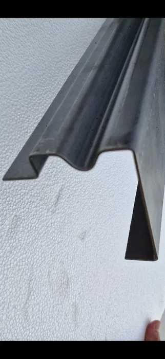 Oblon laterial fabricat din otel dur