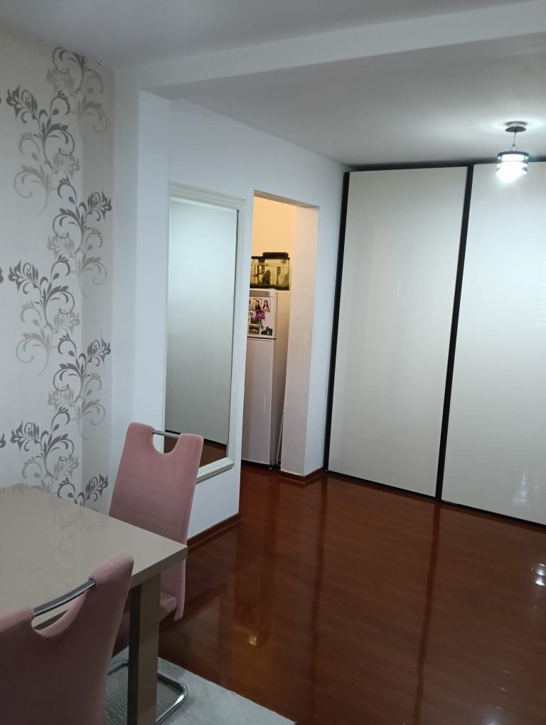 Recomandare vizionare! Decomandat/ Valea Rosie(Dacia)/renovat/mobilat/