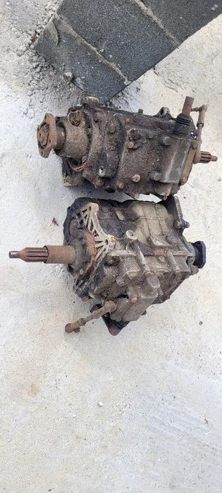 Cutie de viteză partea stângă TV Rocar ARO