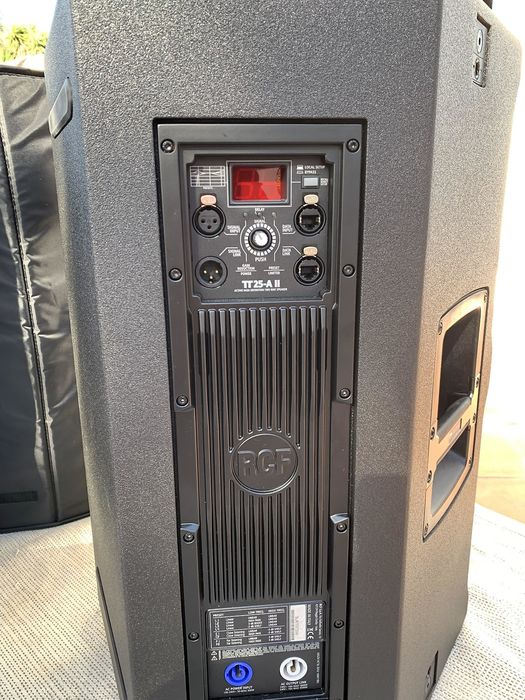 RCF TT25A MK2 + Huse (tt tts ttl dynacord fbt boxe active 15)