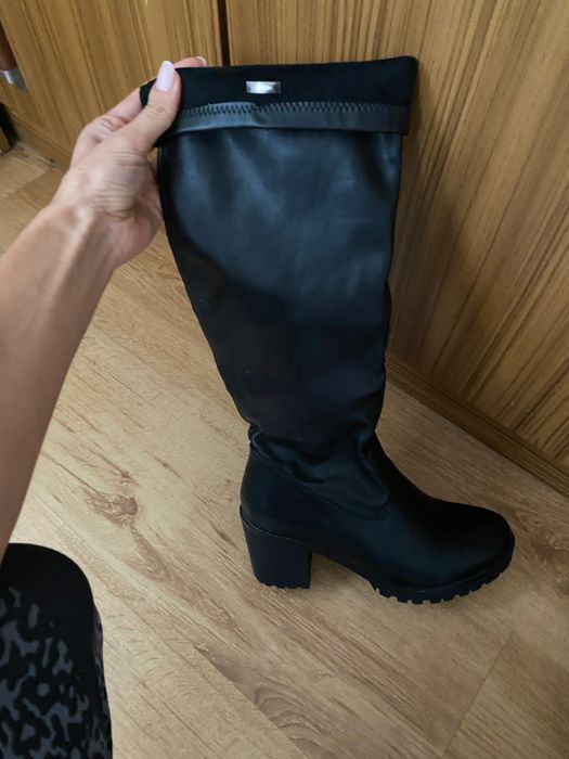 Кожени ботуши на ток