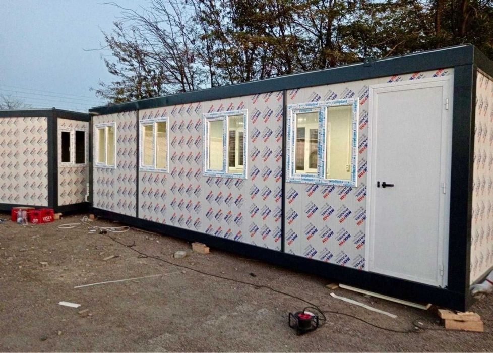 Vand construiesc containere modulare si garaje auto din structura