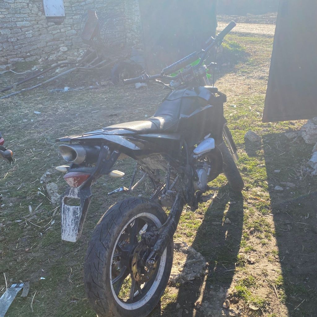 Vând, motor 80 2t