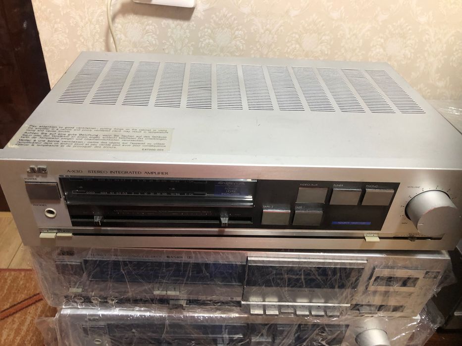 Vintige amplificator  JVC Ax 30 si deck kd