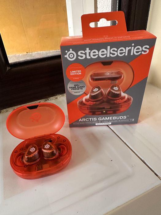 Casti Steelseries Gamebuds Glorange Editie Limitata