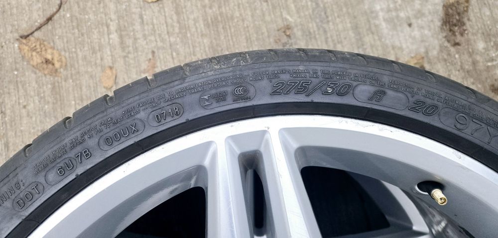 Vând anvelope 20 vara