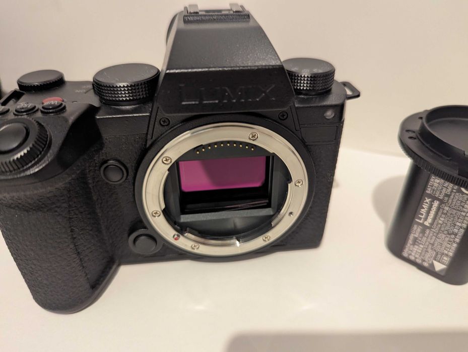 Vand Lumix S5IIx, 20-60mm, 50mm, 85mm, godox V1O-pro, godox x3