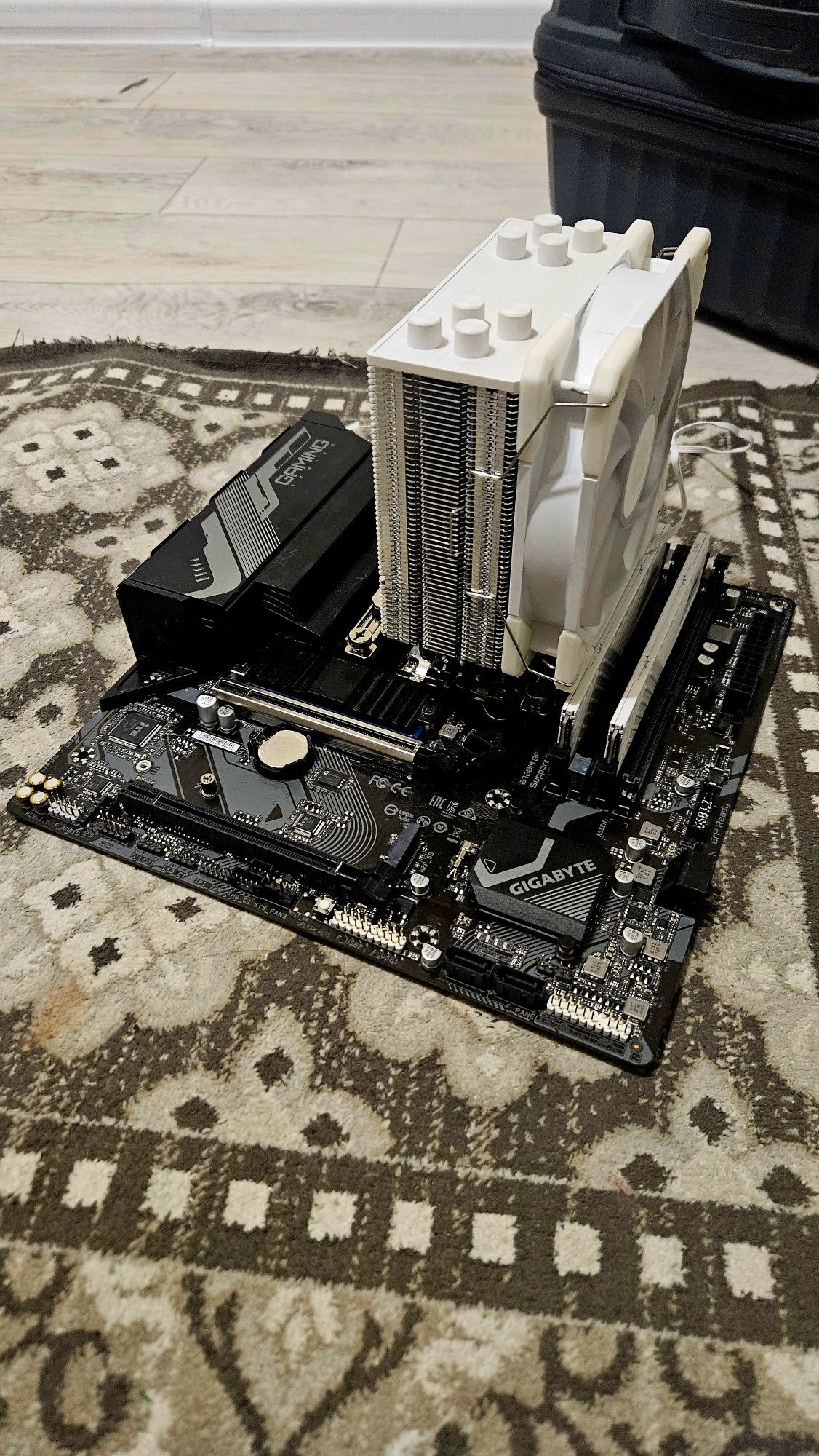 Материнская плата GIGABYTE B760M Gaming X DDR4