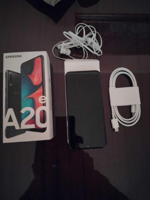 Tel. Samsung A20e