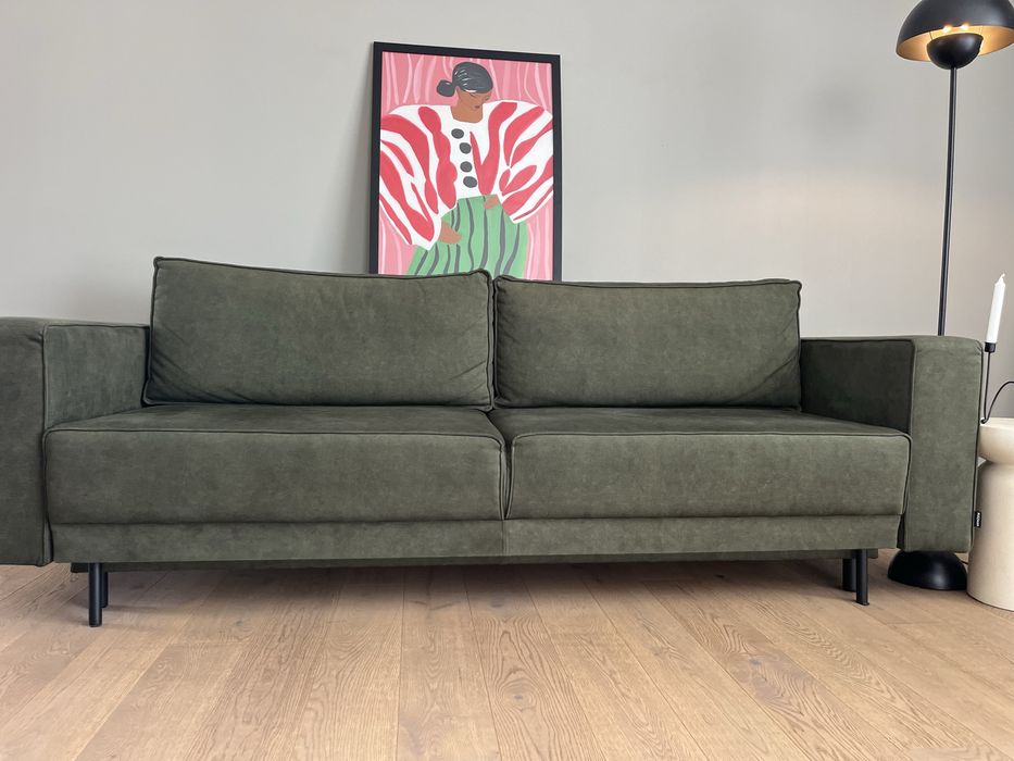 Canapea extensibila, stare excelenta