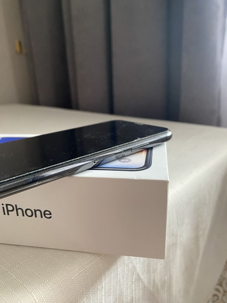 Продается Iphone X 64gb