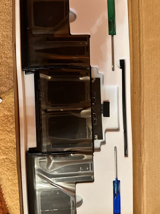 Kit Schimb Baterie MacBook Pro 15” Retina