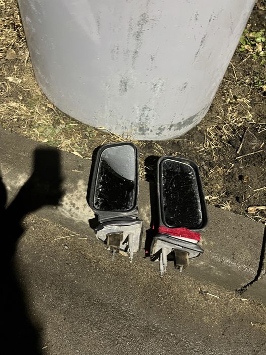 Продам зеркала на ваз 2115 заводские в хорошем состоянии без трещин