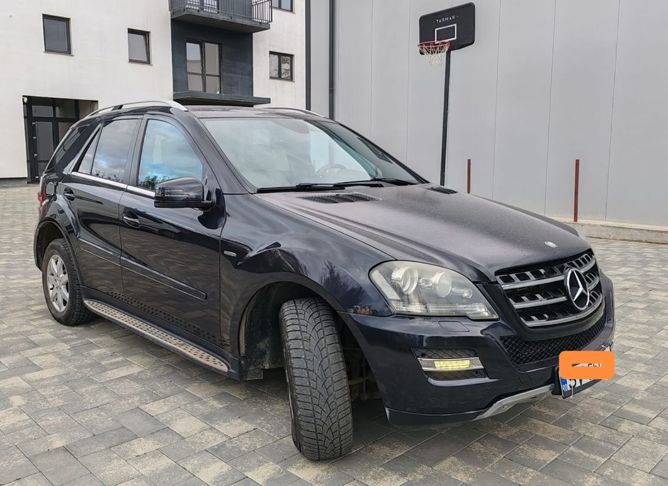 Vând Mercedes-Benz
