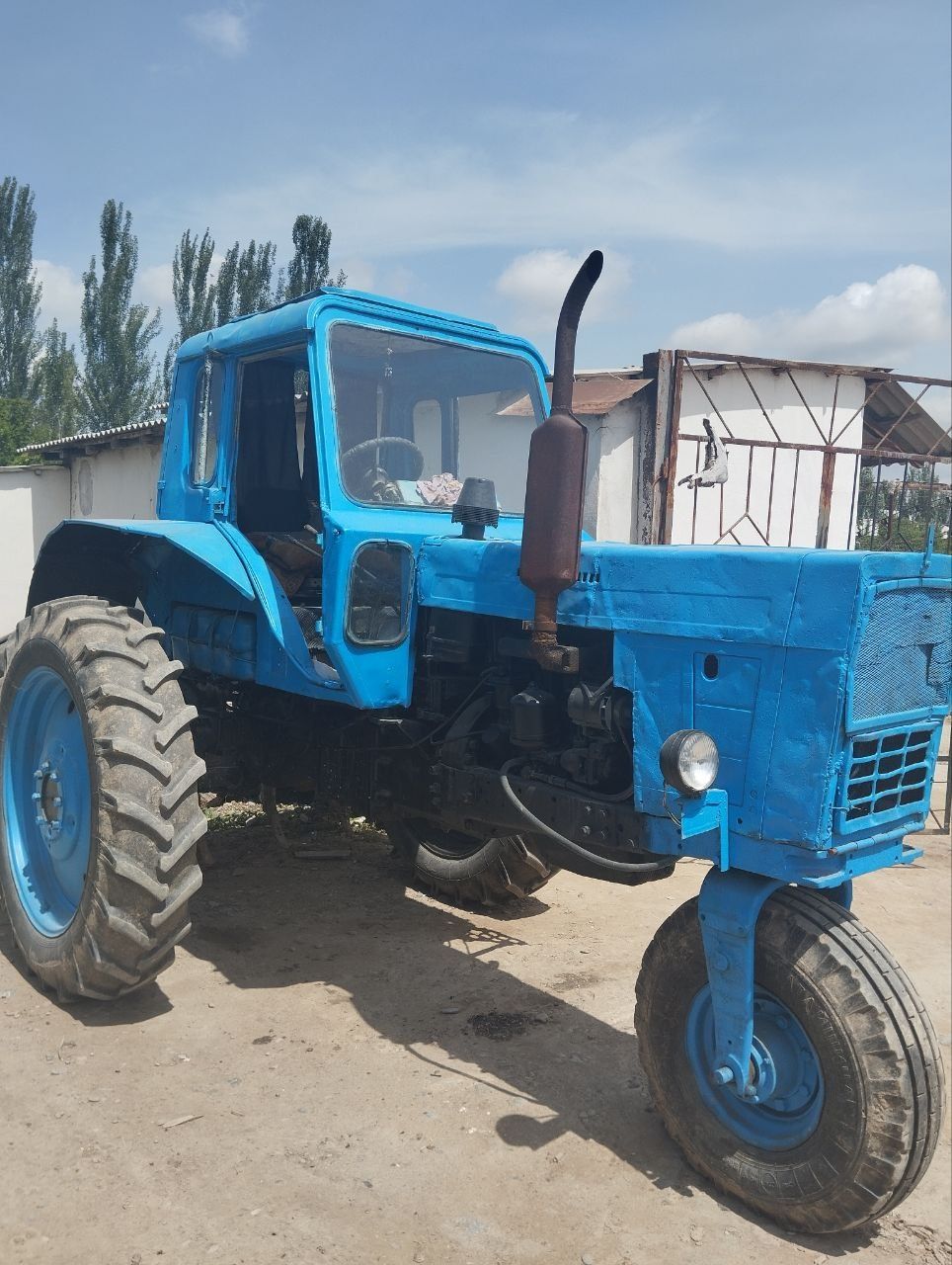 Продаётся трактор Беларусь
