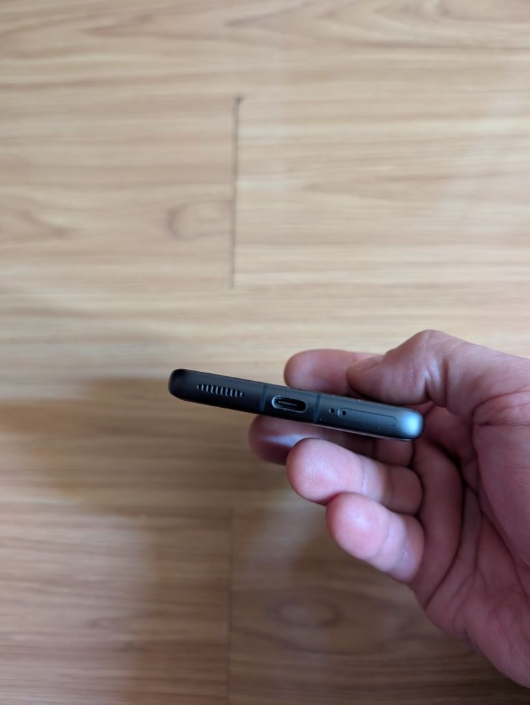 Xiaomi Mi 12 absolut impecabil