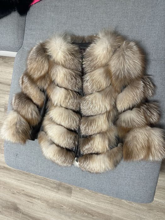 Blana naturala de vulpe canadiana V shape