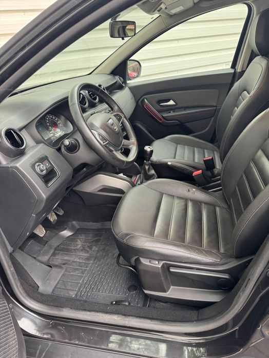 Dacia Duster 4×4 diesel de vanzare in RATE FIXE FARA AVANS
