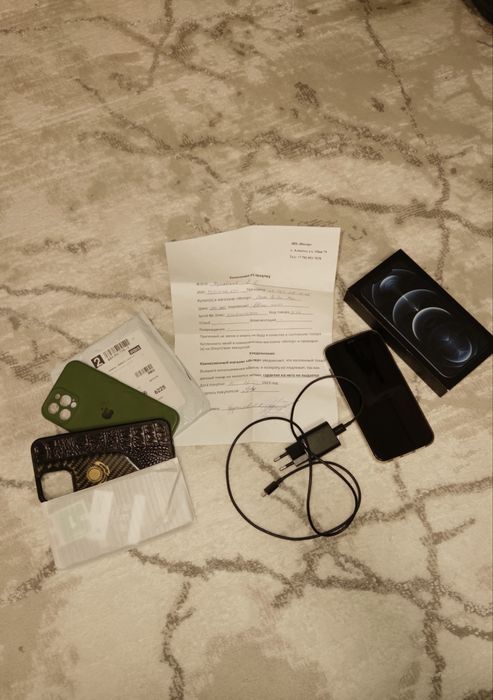 Продам iphone 12 pro max 128gb