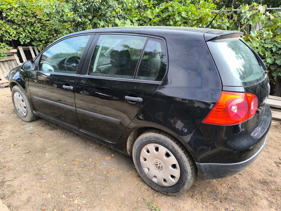 VW Golf 5,motor 1.4, 16V,75 CP, cod motor BCA și cutie 5 tr. cod FXQ