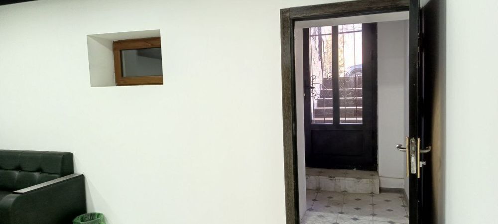 Tayyor ofis sotiladi