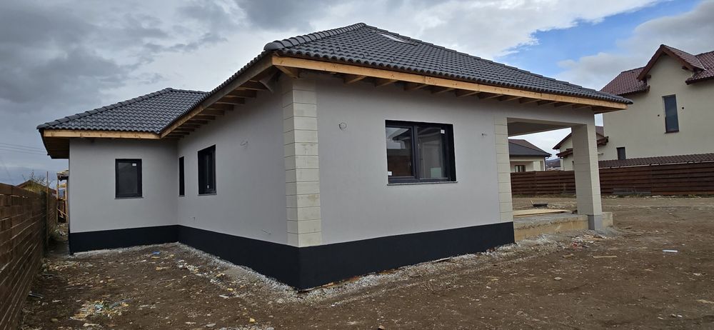 Casa parter la cheie 120mp util, teren 500mp, curte amenajata si pavaj