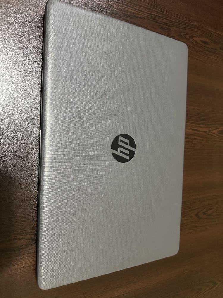 HP 250 G7 intel i3 7Gen 16GB RAM 500GB SSD