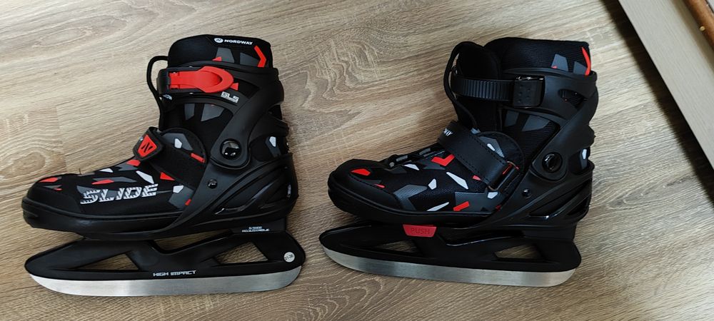 Продам коньки детские