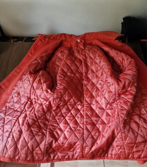 Haină matlasată portocalie