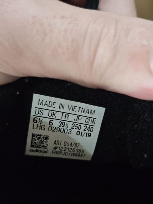 Pantofi sport Adidas marimea 39-40