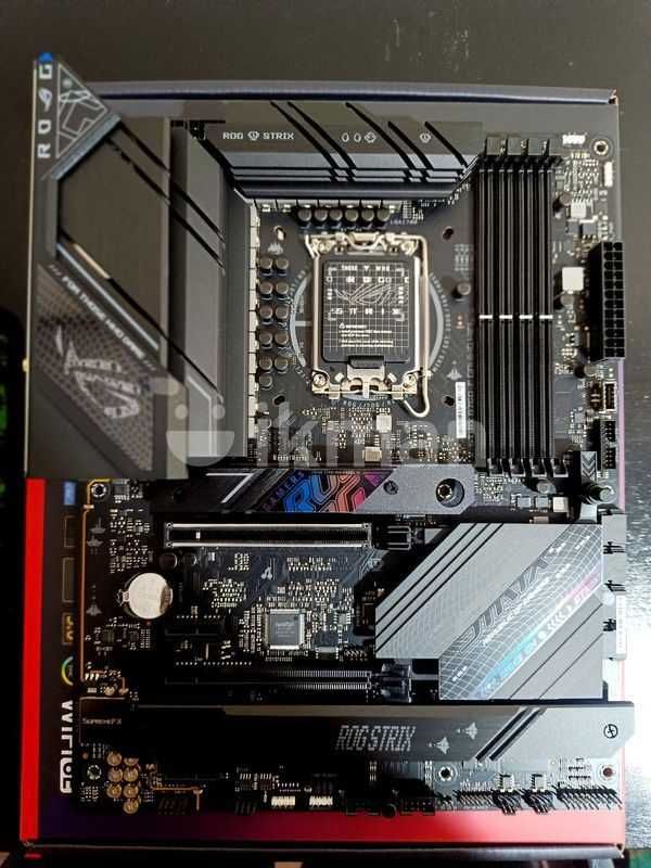 Комбо: I7-13700 + Asus Rog B760-F DDR5 WiFi + 16GB DDR5 5600 MHz
