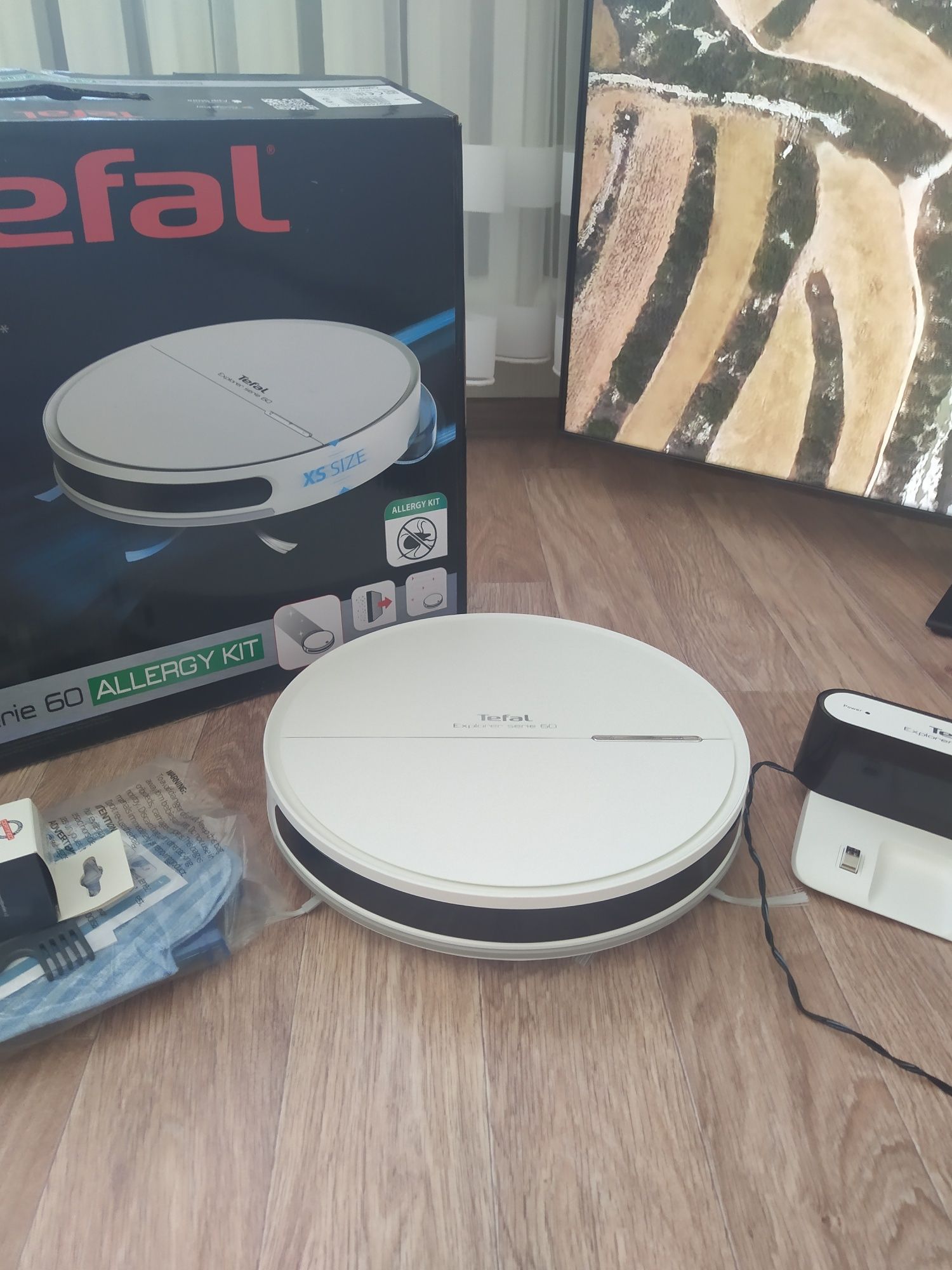 Продам робот пылесос Tefal