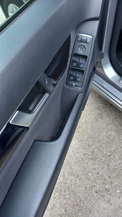 Mercedes C Class  220