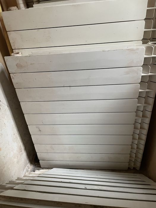 Vand pachet de clorifere din aluminu