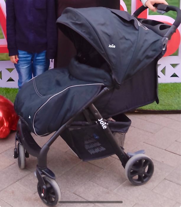 Продам коляску зимнюю. Люлку. Срочно почти новая не использованная.