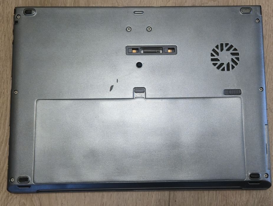 Laptop Fujitsu T936 tablet Intel I5 6300U 8GB DDR4 260 SSD Windows 11