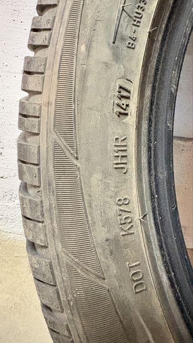 Зимни Гуми 225/50/18 Dunlop