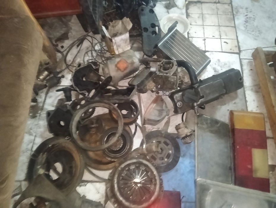 Запчасти на ваз 99