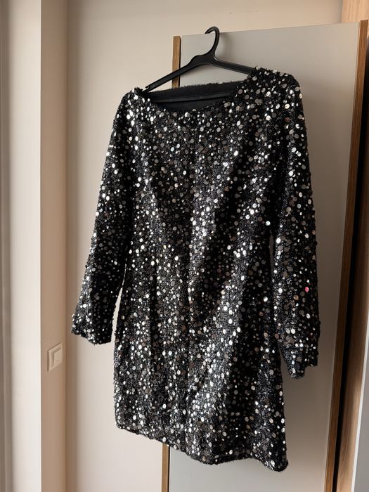 Чисто НОВА рокля DEFACTO