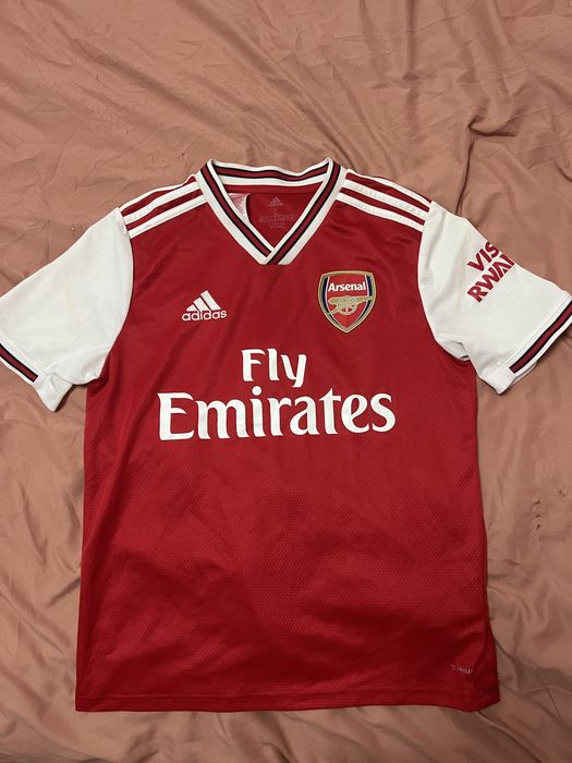 Спортна тениска на футболен отбор Arsenal