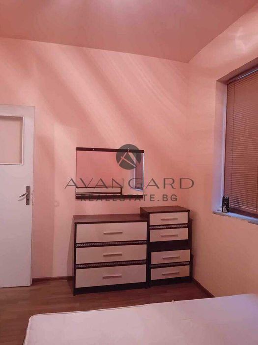 Продава се Тристаен апартамент в Пловдив, Изгрев - 58 кв.м за 826 €/кв.м - Снимка #7