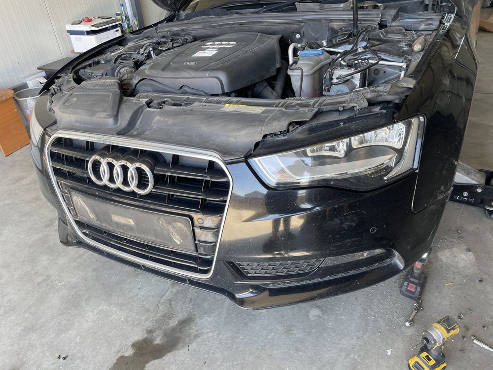Far stanga / dreapta halogen Audi A5 facelift 2012+ / complet