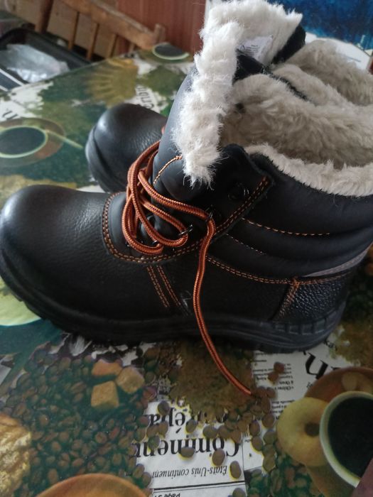 Ботинки рабочие.Новые.