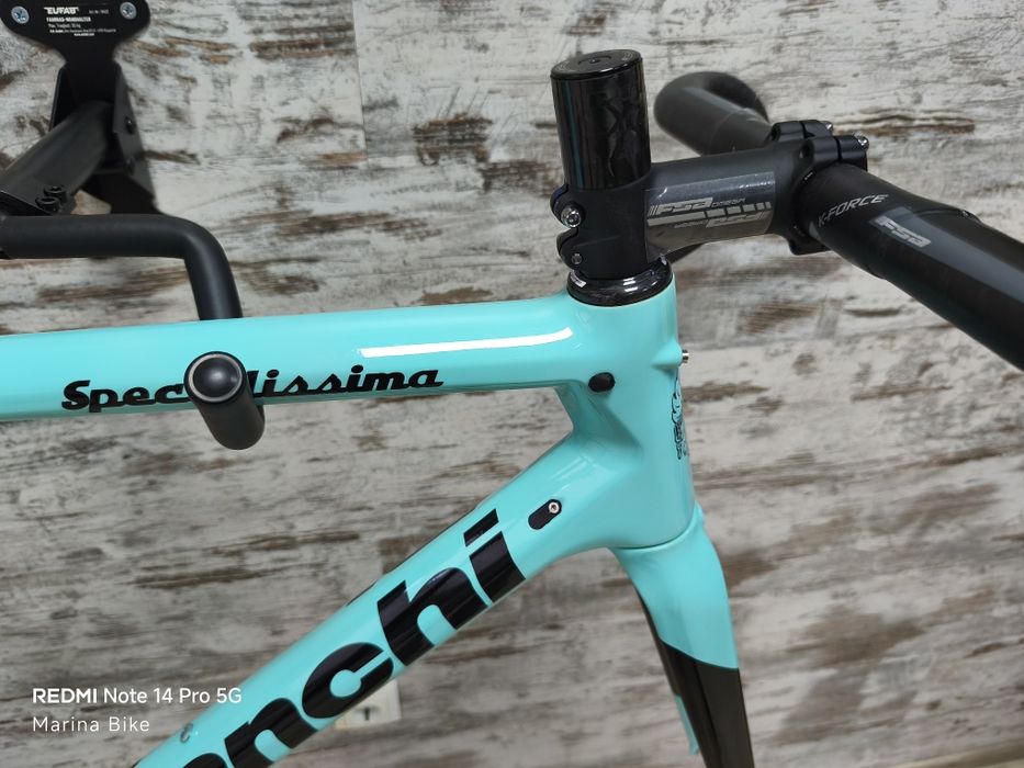 НОВ карбонов шосеен велосипед Bianchi Specialissima CV | 55