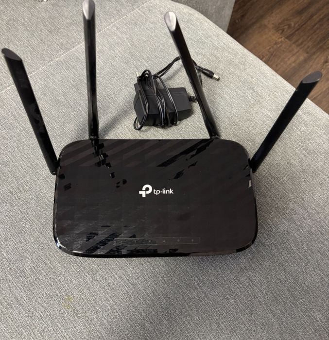 ROUTER TP-LINK ARCHER AC1200
Perfect functional
Cadou cablu de retea