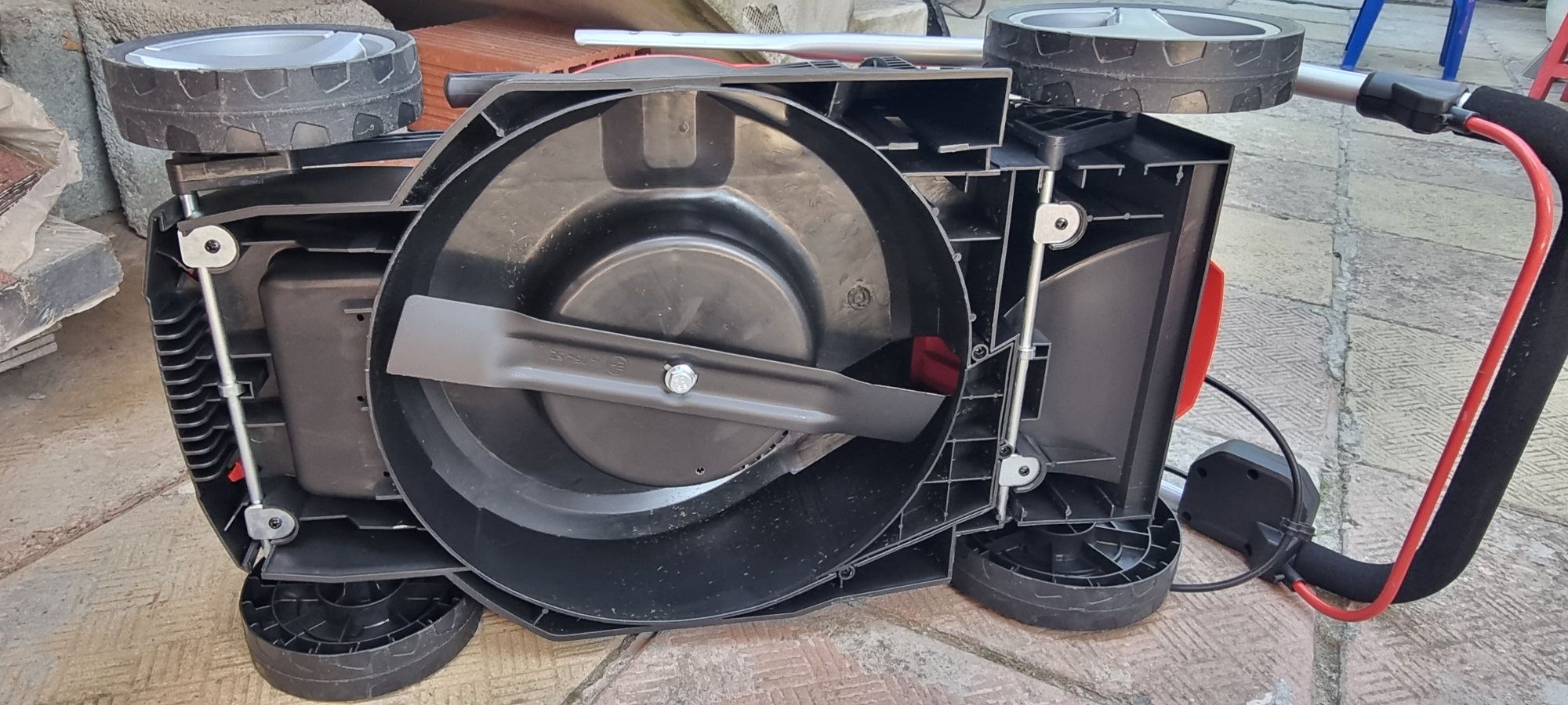 Акумулаторна косачка Einhell Ge Cm 18/30L