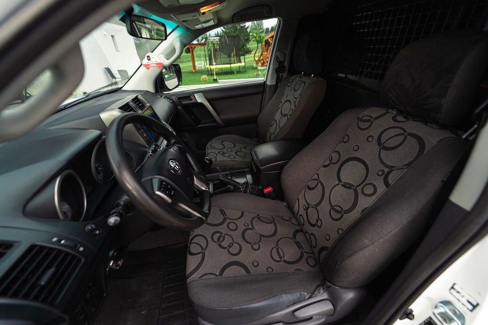 Toyota Land Cruiser 3.0D 4x4 2014 Autoutilitara POSIBILITATE RATE